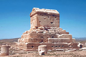 PasargadaeのCyrustheGreatの墓