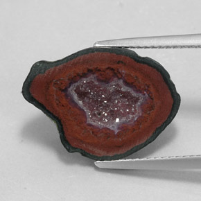 7.69カラットの天然マルチカラーアゲートジオード（18.4×13.3 mm・ファンシーシェイプ）