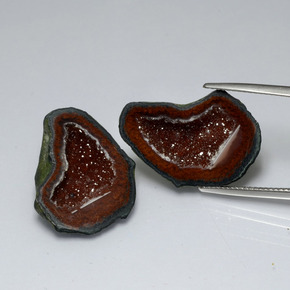 カラットの天然マルチカラーアゲートジオード（23.3×16.4 mm・ファンシーシェイプ）