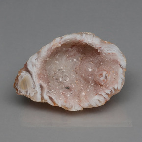 39.70カラットの天然マルチカラー瑪瑙ジオード、ファンシーシェイプ、オペーク