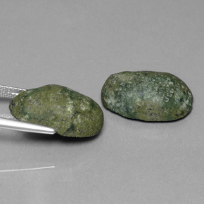 カラットの天然マルチカラーアゲートジオード（17.3×12.6 mm・ファンシーシェイプ）