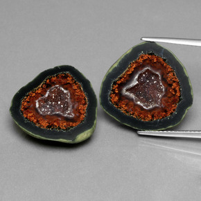 カラットの天然マルチカラーアゲートジオード（19.1×18.2 mm・ファンシーシェイプ）