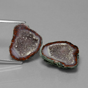 17.29カラットの天然マルチカラーアゲートジオード（18.7×14.6 mm・ファンシーシェイプ）
