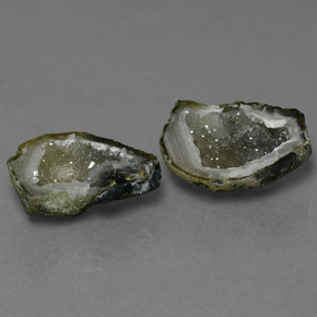 14.53カラットの天然マルチカラーアゲートジオード（18.6×12.7 mm・ファンシーシェイプ）