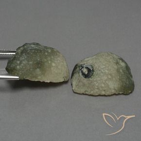35.74カラットの天然マルチカラーアゲートジオード（23.7×20.2 mm・ファンシーシェイプ）