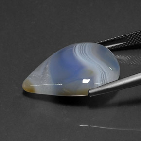 18.70カラットの天然マルチカラーアゲート（23.4×19.5 mm・透明）