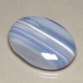 27.08カラットの天然マルチカラーアゲート（26.4×19.9 mm・透明）