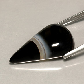 17.64カラットの天然マルチカラー瑪瑙、洋梨の形、オペーク