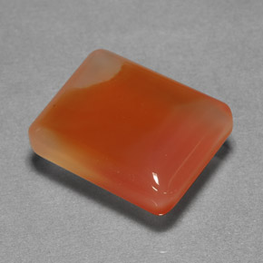 9.32カラットの天然オレンジアゲート（14.5×11.7 mm・透明）