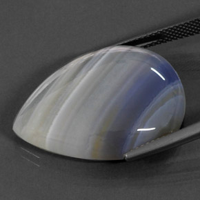 27.72カラットの天然マルチカラーアゲート（26.2×20.1 mm・透明）