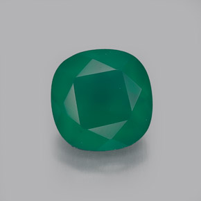 1.28カラットの天然グリーンアゲート（7.1×7.1 mm・透明）