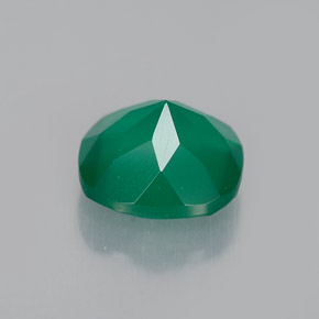 1.28カラットの天然グリーンアゲート（7.1×7.1 mm・透明）