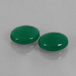 カラットの天然グリーンアゲート（9.1×7.1 mm・オーバルカット）
