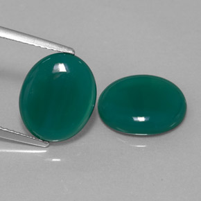 カラットの天然グリーンアゲート（12.1×10 mm・透明）