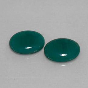 カラットの天然グリーンアゲート（11.1×9.1 mm・透明）