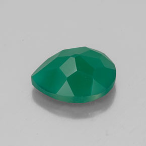 2.38カラットの天然グリーンアゲート（10.3×8.3 mm・透明）