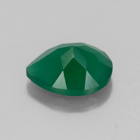 2.17カラットの天然グリーンアゲート（10.2×8.2 mm・透明）