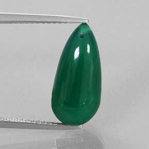 6.16カラットの天然グリーンアゲート（16.5×7.8 mm・透明）