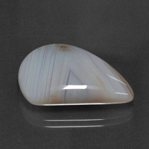 18.98カラットの天然マルチカラーアゲート（25.6×16.3 mm・透明）