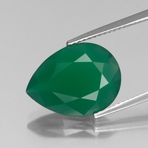 5.43カラットの天然グリーンアゲート（16×12.1 mm・透明）