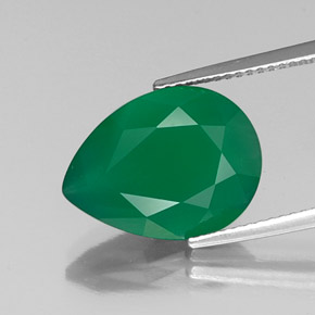 5.79カラットの天然グリーンアゲート（15.7×11.8 mm・透明）
