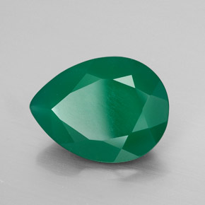 6.53カラットの天然グリーンアゲート（15.9×12 mm・透明）