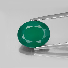 3.65カラットの天然グリーンアゲート（12.1×10 mm・透明）