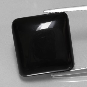 21.98カラットの天然黒アゲート（18.2×17.6 mm・四角）