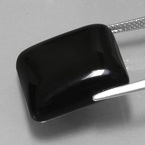 21.98カラットの天然黒アゲート（18.2×17.6 mm・四角）
