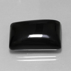 19.22カラットの天然黒アゲート（20.8×13.9 mm・バゲット）