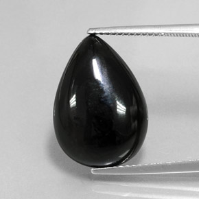 11.73カラットの天然黒アゲート（18.8×13.2 mm・洋梨の形）
