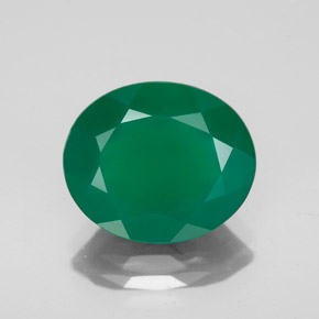 4.24カラットの天然グリーンアゲート（12.2×10.2 mm・透明）