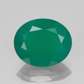 3.96カラットの天然グリーンアゲート（12.1×10 mm・透明）