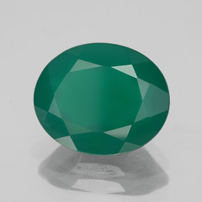 3.73カラットの天然グリーンアゲート（11.7×9.7 mm・透明）