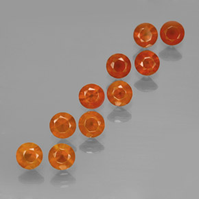 カラットの天然オレンジアゲート（4.22 mm・ラウンドカット）