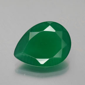 5.67カラットの天然グリーンアゲート（15.6×12 mm・透明）