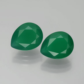 自然派の商品を探す ct グリーン 瑪瑙 宝石, 洋梨の形, インド からGemSelectで. 在庫あり、世界各国へ発送!