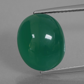 7.65カラットの天然ミディアムディープグリーンアゲート（12.9×10.6 mm・オーバルカット）