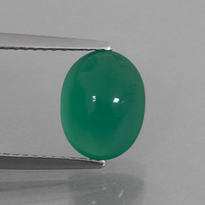 2.87カラットの天然ミディアムグリーンアゲート（9.9×7.6 mm・オーバルカット）