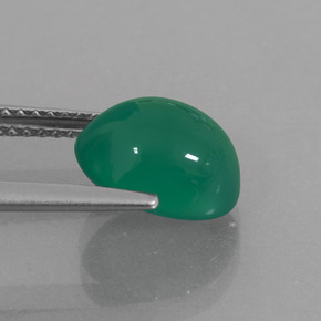 2.87カラットの天然ミディアムグリーンアゲート（9.9×7.6 mm・オーバルカット）