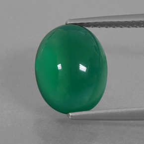 3.62カラットの天然グリーンアゲート（10.8×8.4 mm・オーバルカット）
