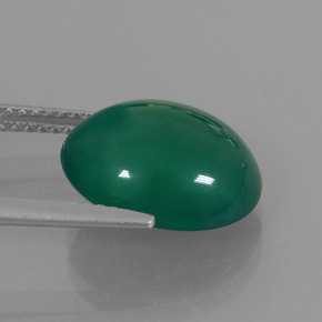 5.74カラットの天然ミディアムグリーンアゲート（13.1×10.6 mm・オーバルカット）