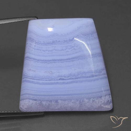 34.06カラットの天然ロイヤルバイオレットアゲート（25.7x25.4 mm・ファンシーシェイプ）