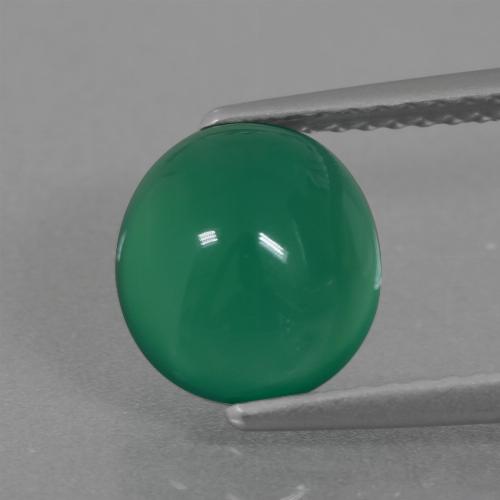 2.49カラットの天然ミディアムグリーンアゲート（8.7×7.9 mm・オーバルカット）
