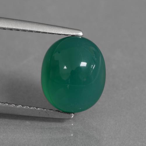 2.91カラットの天然ミディアムグリーンアゲート（9.6×8.1 mm・オーバルカット）