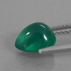 1.57カラットの天然フォレストグリーンアゲート（8×6.8 mm・洋梨の形）