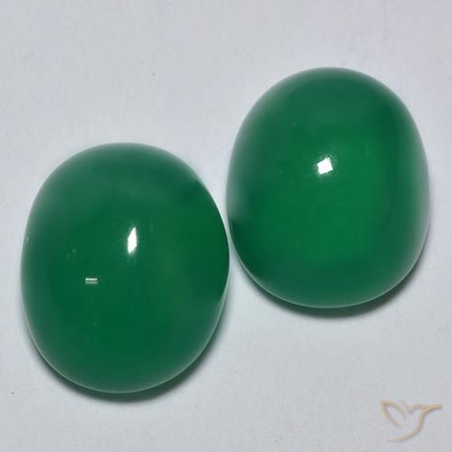 Shop natural 6.02ct ミディアムグリーン 瑪瑙 gems, 楕円形, from インド at GemSelect. In stock, global shipping!