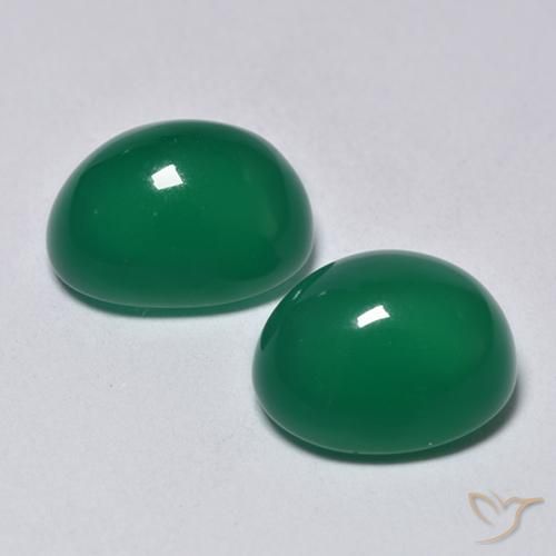 Shop natural 6.02ct ミディアムグリーン 瑪瑙 gems, 楕円形, from インド at GemSelect. In stock, global shipping!