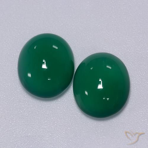 Shop natural 5.98ct ミディアムグリーン 瑪瑙 gems, 楕円形, from インド at GemSelect. In stock, global shipping!