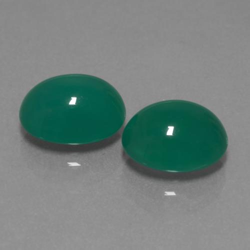 6.14カラットの天然ミディアムグリーンアゲート（10.3×8.5 mm・オーバルカット）